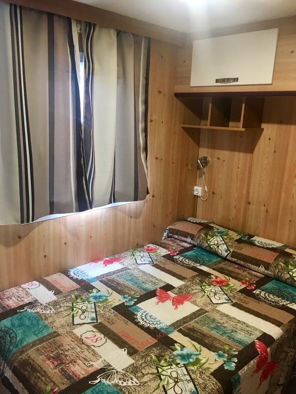Camping Boneta Барруера Екстер'єр фото